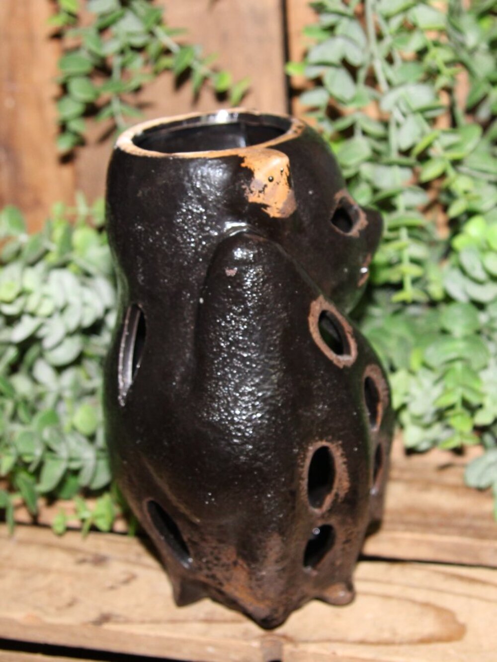 Unique Dark Moody Gothic Acedamia VTG Ceramic Filigree Bat Tea Light Holder - Picture 3 of 6